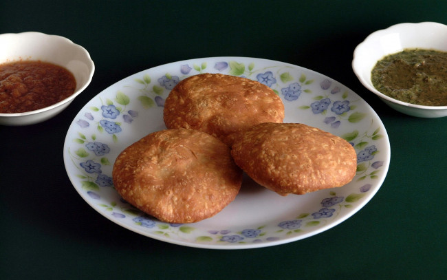 Обои картинки фото еда, хлеб,  выпечка, соусы, пирожки