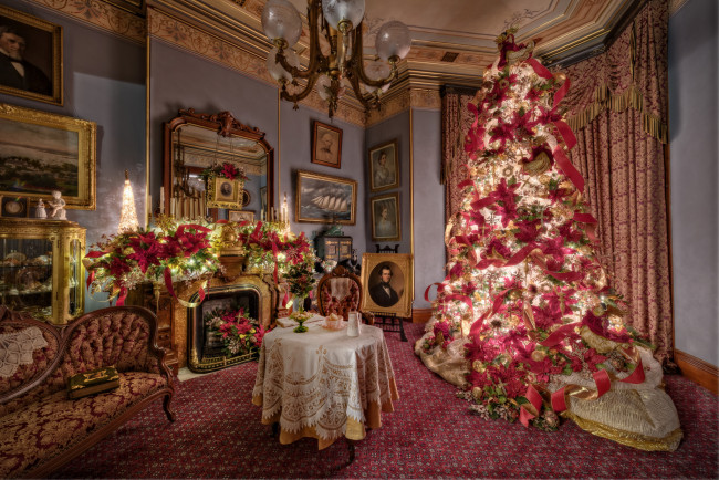 Обои картинки фото праздничные, Ёлки, stol, yolka, novogodnyaya, komnata