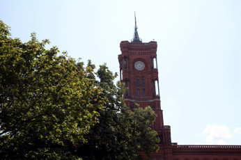 Картинка города берлин+ германия башня часы