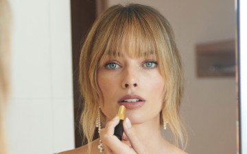 Картинка девушки margot+robbie блондинка лицо помада