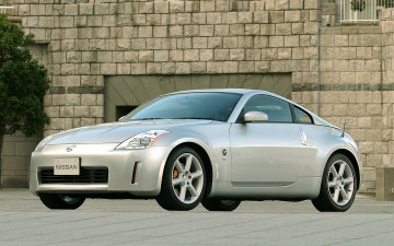 Картинка автомобили nissan datsun светлый здание