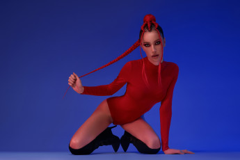 обоя девушка - girl, девушки, - рыжеволосые и разноцветные, девушка, женщина, разноцветная, сексуальная, модель, звезда, позирует, разная, обувь, верхняя, стильная, одежда, нижнее, эротическое, бельё, трусы, лифчик, аксессуары, макияж, колготки, чулки, и, множество, элементов, на, фотографии