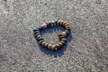 Картинка разное ракушки +кораллы +декоративные+и+spa-камни камушки сердечко