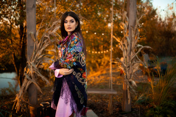 Картинка девушка+-+girl девушки -+брюнетки +шатенки девушка женщина брюнетка темноволосая сексуальная модель звезда позирует разная обувь верхняя стильная одежда нижнее эротическое бельё трусы лифчик колготки чулки аксессуары макияж и множество элементов на фотографии