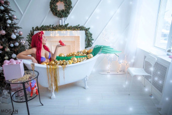 обоя девушки, анна шаховская, образ, косплей, наряд, костюм, русалочка, ёлка, ванна, новый, год, шарики, коробка, украшения