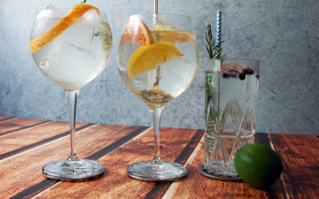 обоя еда, напитки,  коктейль, бокалы, коктейли, лайм