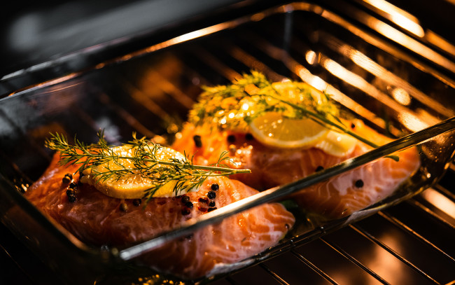 Обои картинки фото еда, рыбные блюда,  с морепродуктами, лосось, лимон, укроп