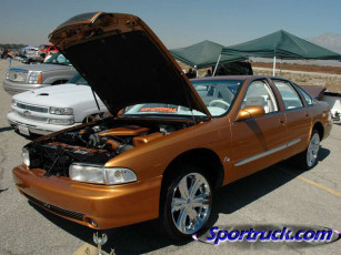 Картинка chevrolet caprice автомобили выставки уличные фото