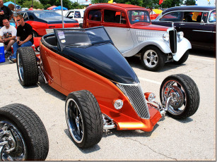 Картинка автомобили выставки уличные фото