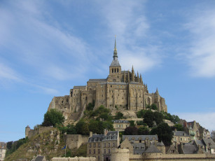 Картинка города крепость мон сен мишель франция