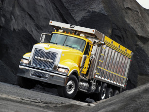 Картинка автомобили mack