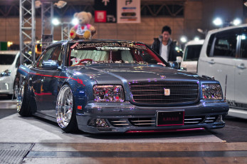 Картинка автомобили выставки уличные фото toyota