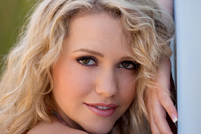 Обои картинки фото Mia Malkova, девушки