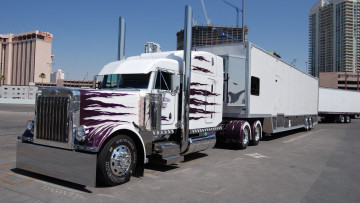 Картинка автомобили peterbilt стоянка грузовик автомобиль дома стройка