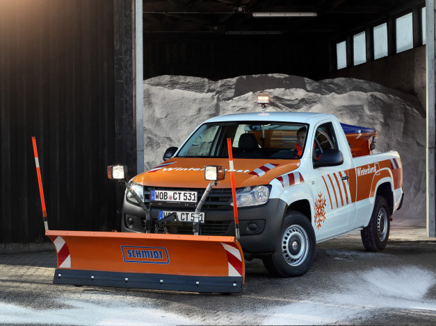 Обои картинки фото автомобили, volkswagen, 2013, service, cab, road, single, amarok