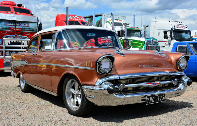 Обои картинки фото chevrolet, автомобили, выставки и уличные фото, gm, division, легковые, детройт, сша, грузовые