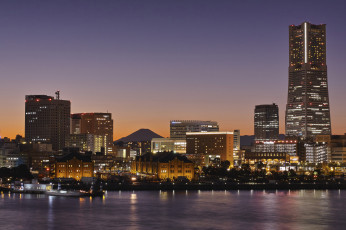 Картинка города -+огни+ночного+города здания огни вода ночь город takaten