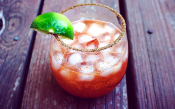 Картинка еда напитки +коктейль бокал лед лайм