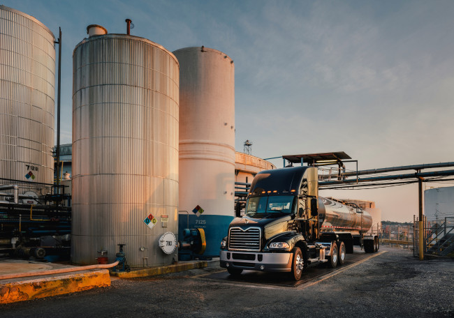 Обои картинки фото автомобили, mack