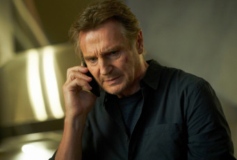 Картинка blacklight+||+2022 кино+фильмы blacklight игра теней лиам нисон боевик триллер liam neeson travis block кадры фильм author oreskis