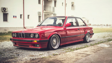 Картинка автомобили bmw e30