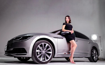 Картинка автомобили -авто+с+девушками volkswagen