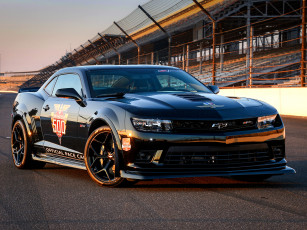 Картинка автомобили chevrolet 2014 car pace 500 indy z-28 camaro