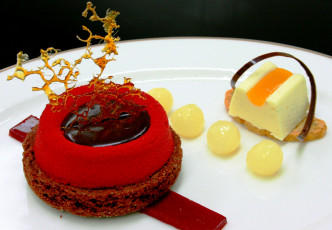 Картинка еда пирожные +кексы +печенье карамель перирожное сладкое