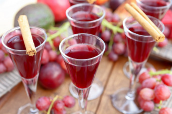 Картинка еда напитки корица настойка бокалы