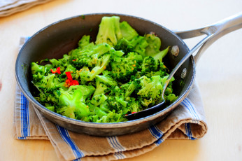 Картинка еда капуста+и+её+разновидности второе блюдо брокколи жареные