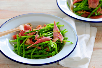 Картинка еда салаты +закуски закуска салат салфетка бекон зелень