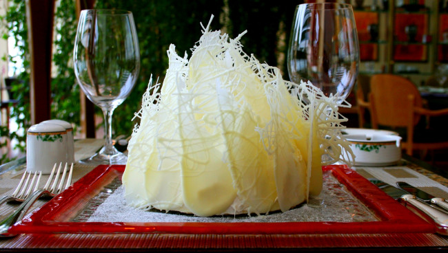 Обои картинки фото еда, торты, белый, шоколад, торт