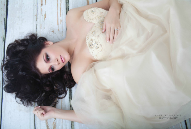 Обои картинки фото девушки, brittney kennedy, волосы, невеста