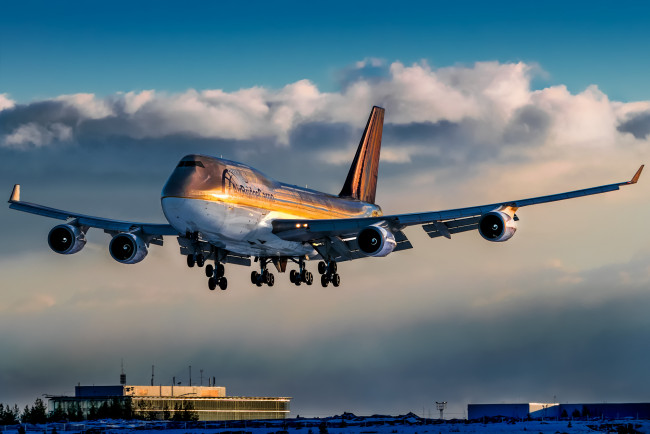 Обои картинки фото авиация, грузовые самолёты, авиалайнер