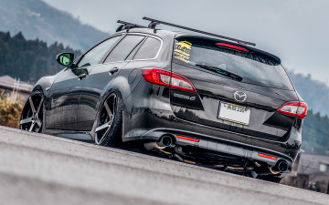 Картинка автомобили mazda