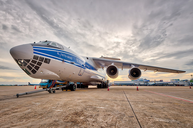 Обои картинки фото il-76, авиация, грузовые самолёты, карго