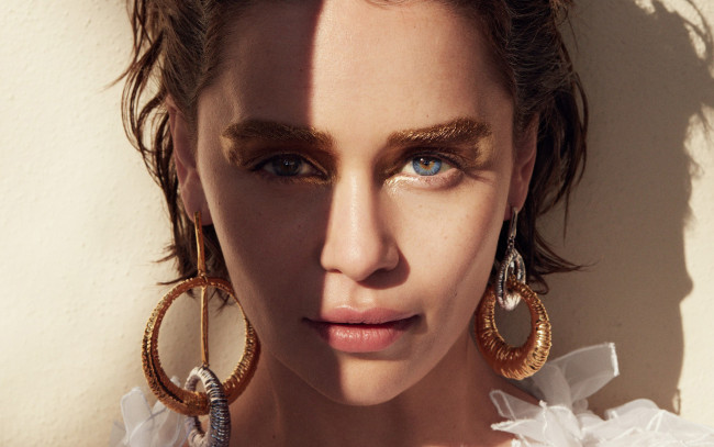 Обои картинки фото девушки, emilia clarke, актриса, шатенка, лицо, серьги