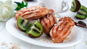 Картинка еда пирожные +кексы +печенье киви заварные