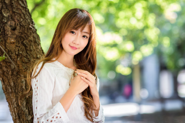 Обои картинки фото девушки, - азиатки, азиатка, длинные, волосы, улыбка