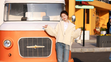 Картинка кино+фильмы only+for+love девушка автобус