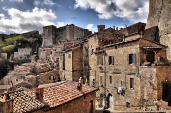 Картинка города здания дома италия тоскана sorano