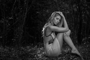 Картинка -Unsort+Черно-белые+обои девушки unsort Черно белые обои настроение грусть