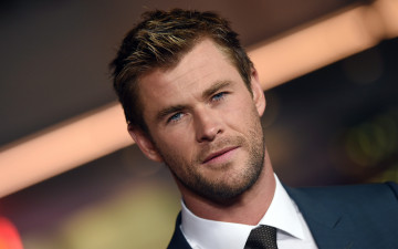 Картинка chris+hemsworth мужчины боке портрет костюм актер