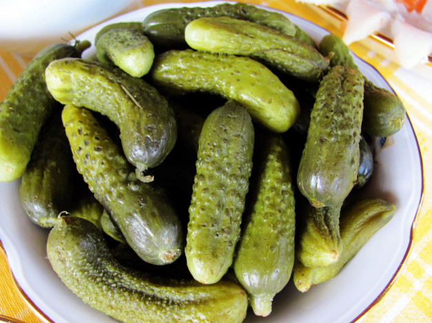 Обои картинки фото еда, огурцы, маринованные
