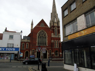 Картинка gravesend+methodist+church uk города -+католические+соборы +костелы +аббатства gravesend methodist church