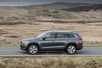 обоя автомобили, skoda