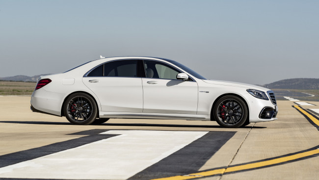 Обои картинки фото mercedes-benz amg s63 2018, автомобили, mercedes-benz, 2018, s63, amg