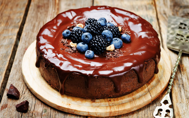 Обои картинки фото еда, пироги, пирог, Черника, ежевика, шоколад