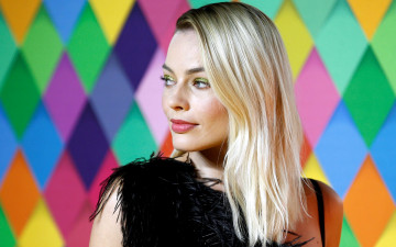Картинка девушки margot+robbie профиль