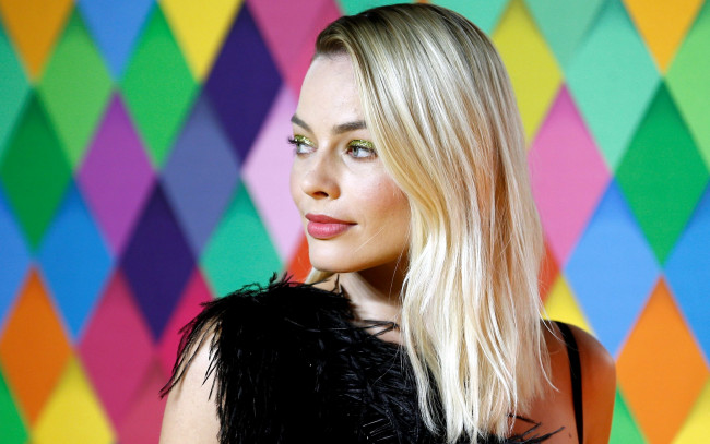 Обои картинки фото девушки, margot robbie, профиль